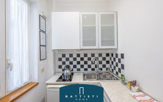 Ad. Via del Babuino – Appartamento con terrazza