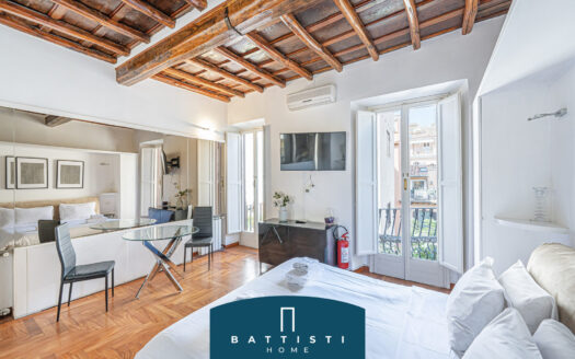 Ad. Via del Babuino – Appartamento con terrazza