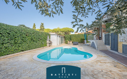 Trigoria – Villa con piscina e giardino privati
